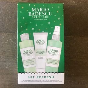 NEW Mario Badescu Hit Refresh Set